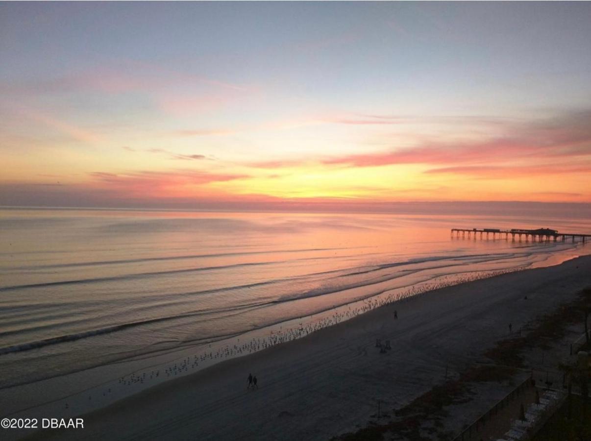 Beach Oasis 704 Lovely Daytona Ocean Front For 5 Sleeps Up To 12 Daytona Beach Exterior photo