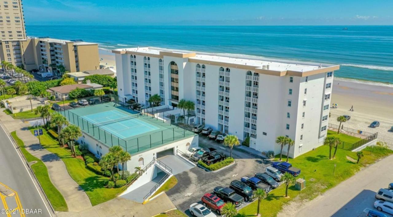 Beach Oasis 704 Lovely Daytona Ocean Front For 5 Sleeps Up To 12 Daytona Beach Exterior photo